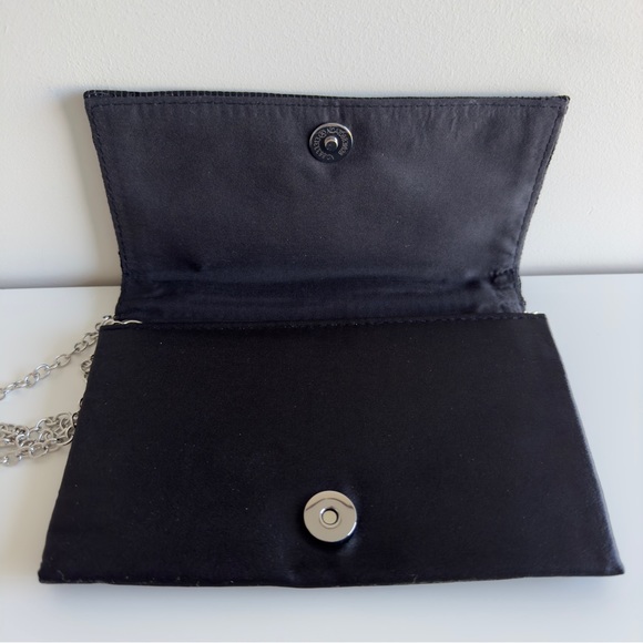 AMBER SCEATS STELLA CRYSTAL BAG - Picture 4 of 8